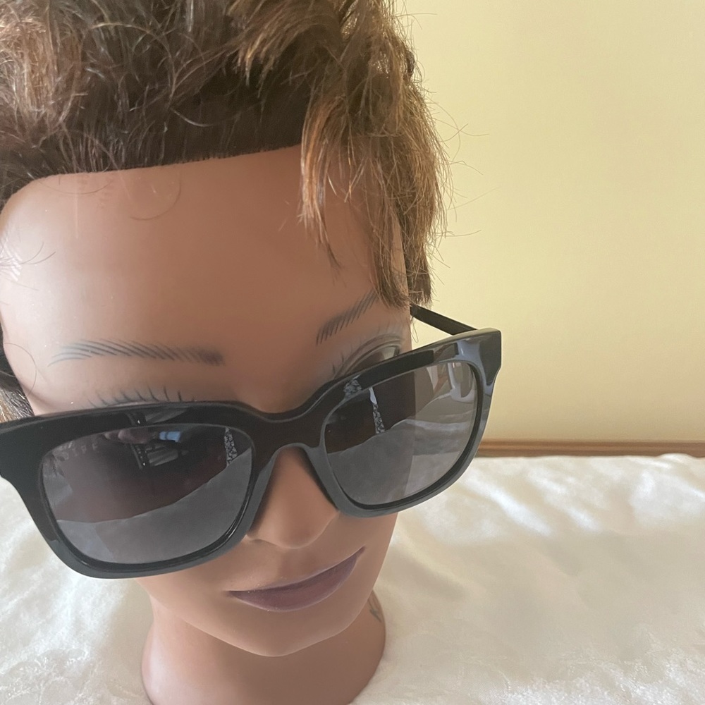 Diff Bella Designer Square Oversized Sunglasses F… - image 1